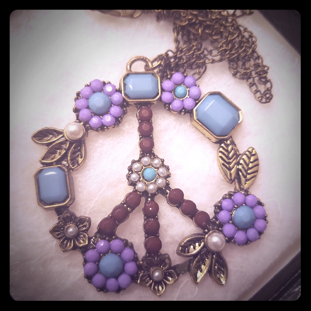 New "Peace Love and Oh My"  Boho Pendant w/chain